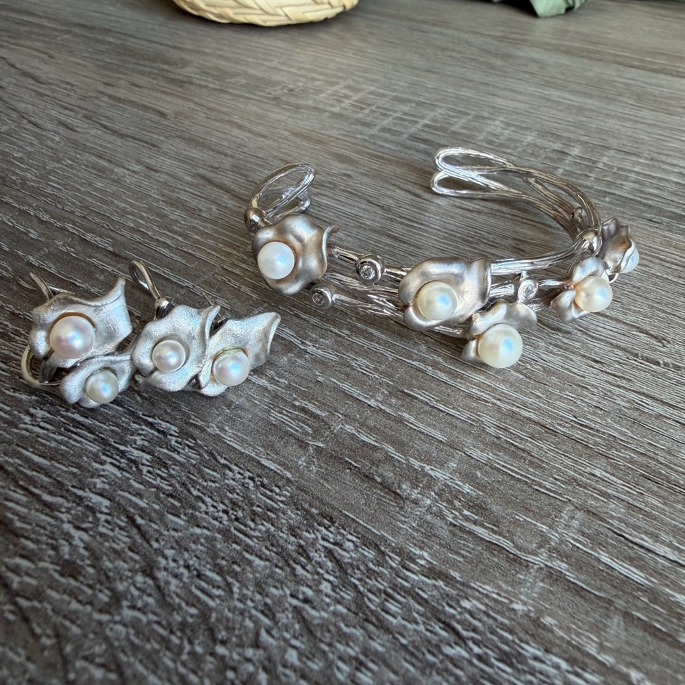 Ross Simons Diamonds And Pearls Cuff Bracelet and Earrings 2 Piece Set 925 Rare